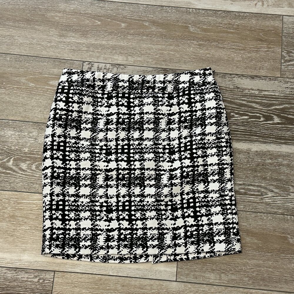 NWT Ann Taylor Sz 6P 6 Petite White & Black Plaid Skirt  Straight Business Party